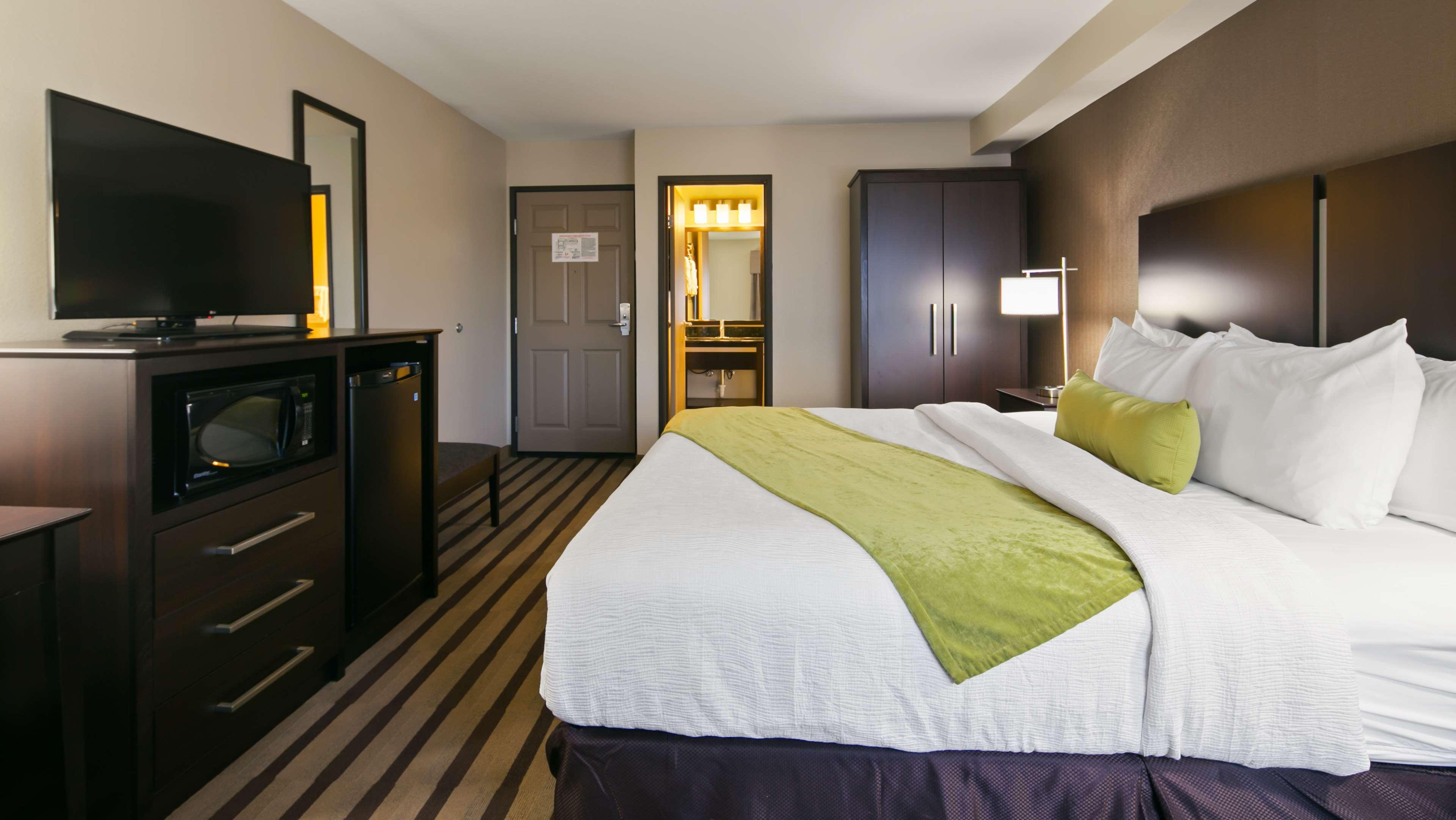 Best Western Harvest Inn & Suites Grand Forks Eksteriør bilde