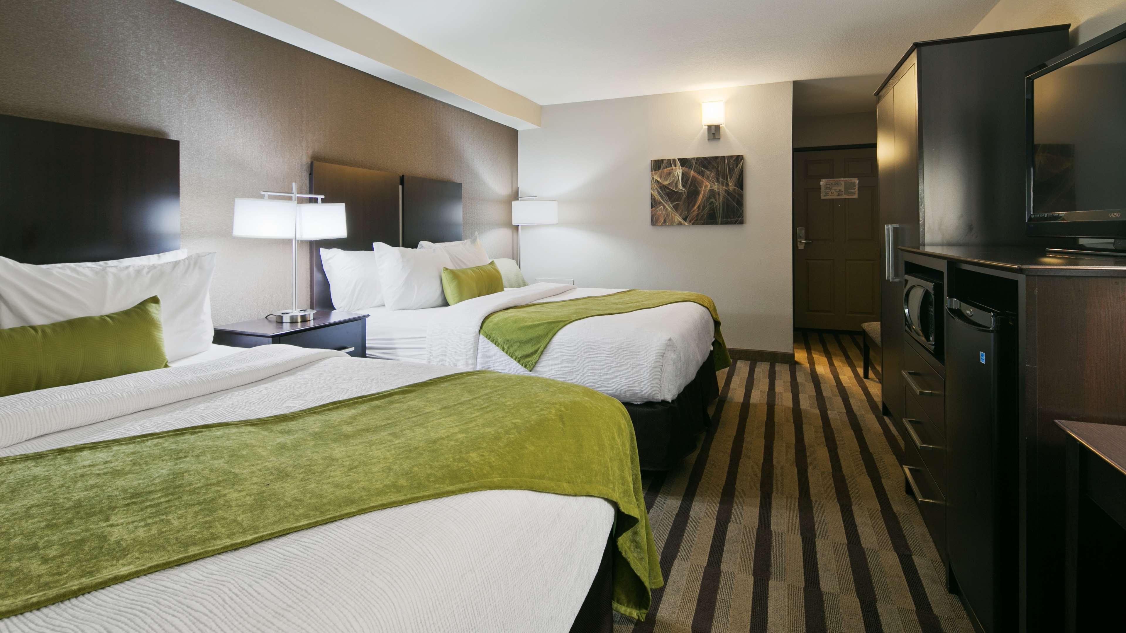 Best Western Harvest Inn & Suites Grand Forks Eksteriør bilde