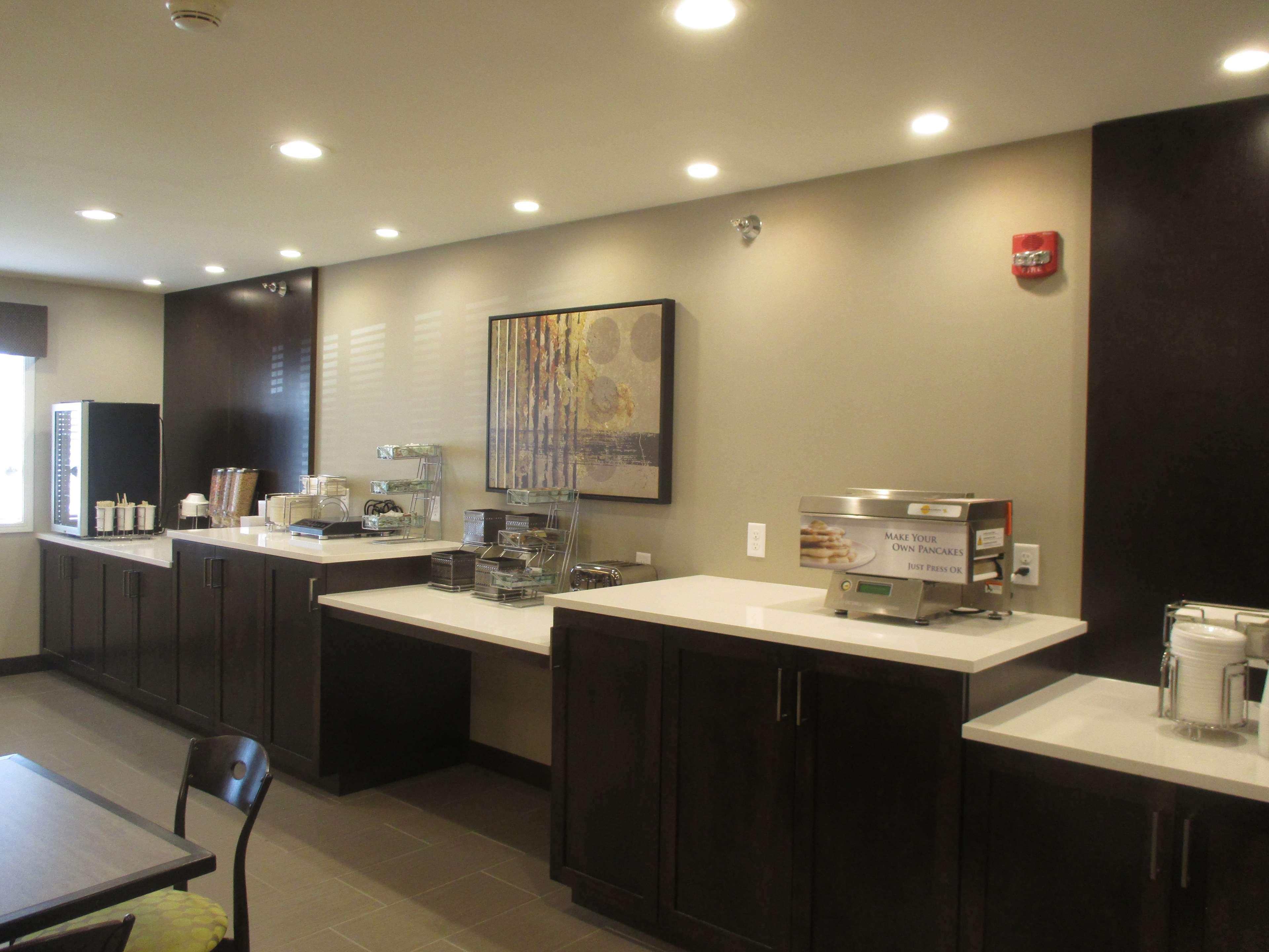 Best Western Harvest Inn & Suites Grand Forks Eksteriør bilde