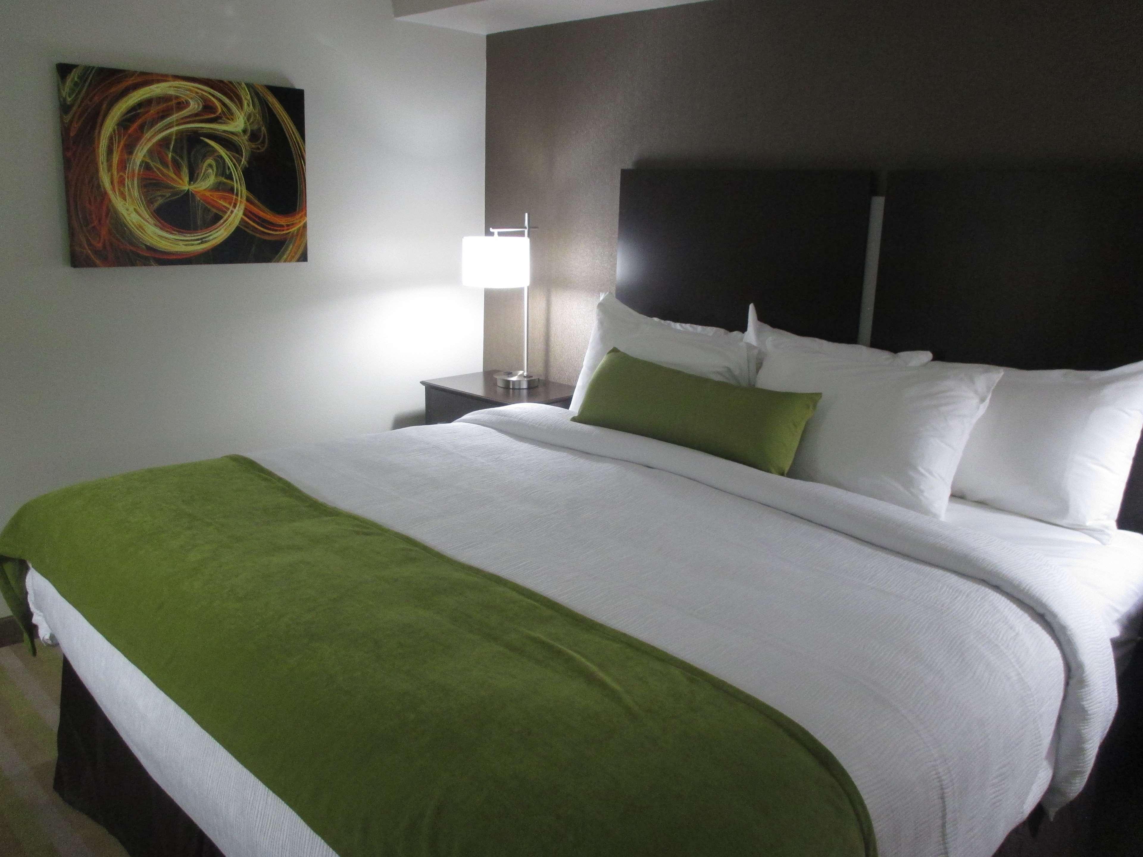 Best Western Harvest Inn & Suites Grand Forks Eksteriør bilde