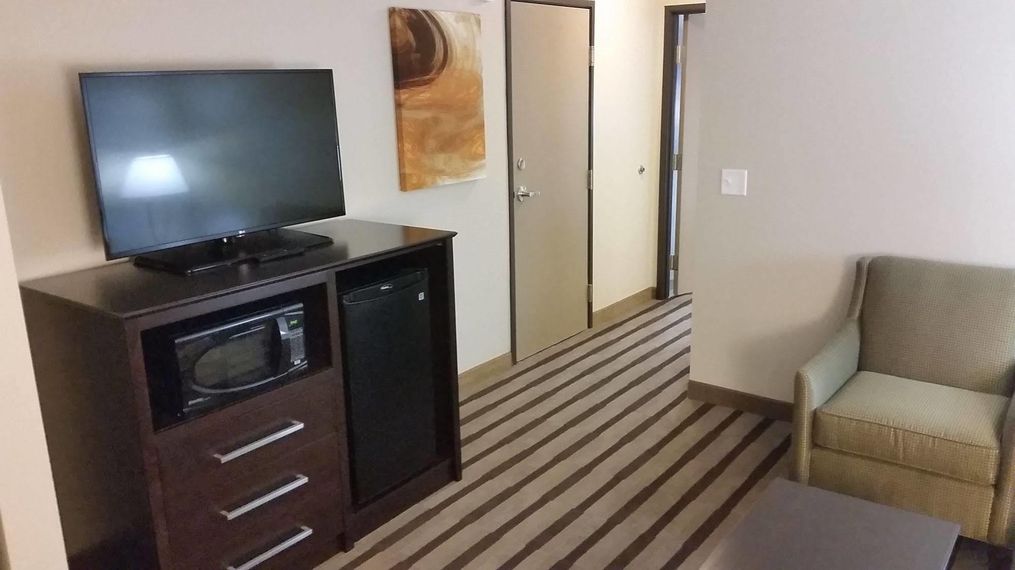 Best Western Harvest Inn & Suites Grand Forks Eksteriør bilde